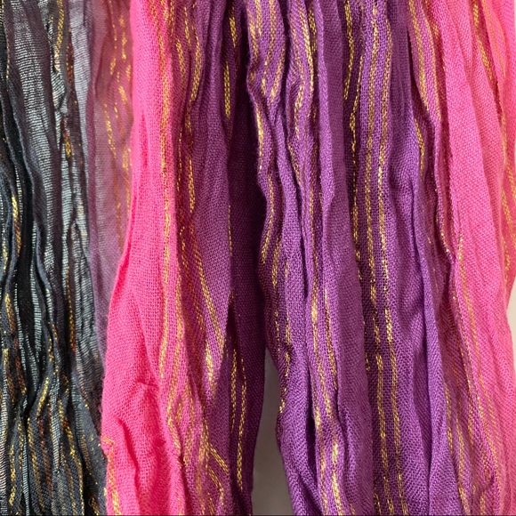 ๐ 3/$20 Colourful Festive Scarf - Picture 7 of 12